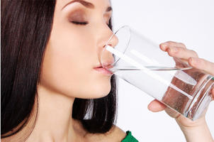Достаточно ли вы пьете воды? - 5 простых способов узнать